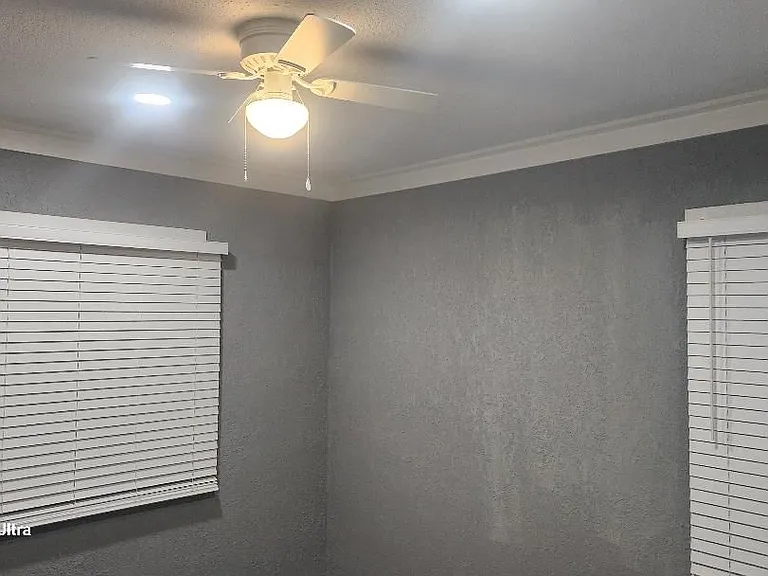 1218 Jane St — Photo 33