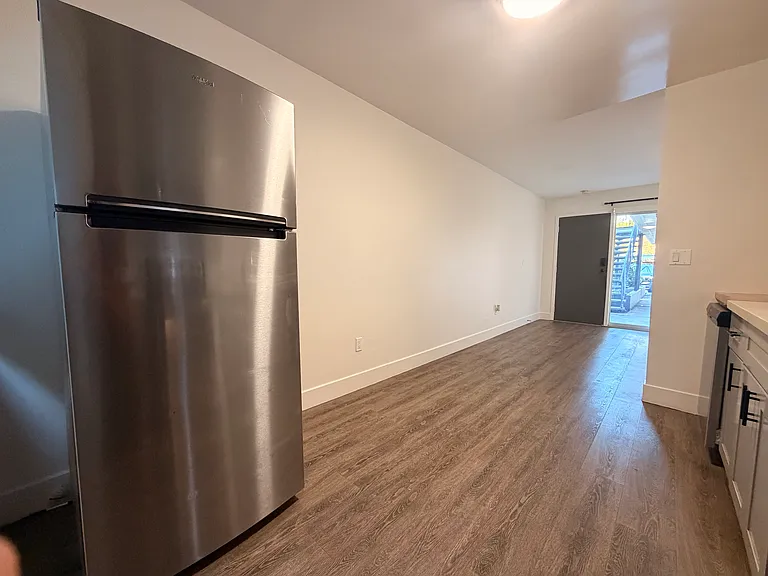 655 Moorpark Way #2B — Photo 7
