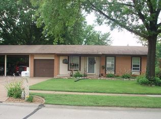 2216 Apollo Dr, Fenton, MO 63026