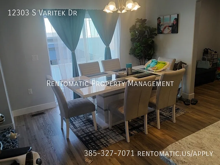 12303 S Varitek Dr — Photo 8