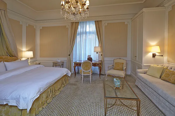 Rented by Brown Harris Stevens | media 1