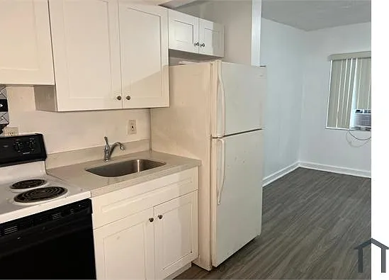 5250 NW 26th Ave