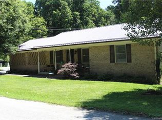 538 Carson Dr, Hendersonville, NC 28791