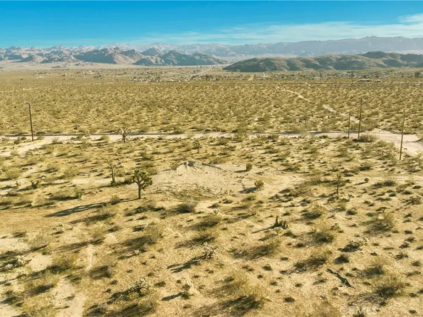 4084 Ocean Ave, Joshua Tree, CA 92252