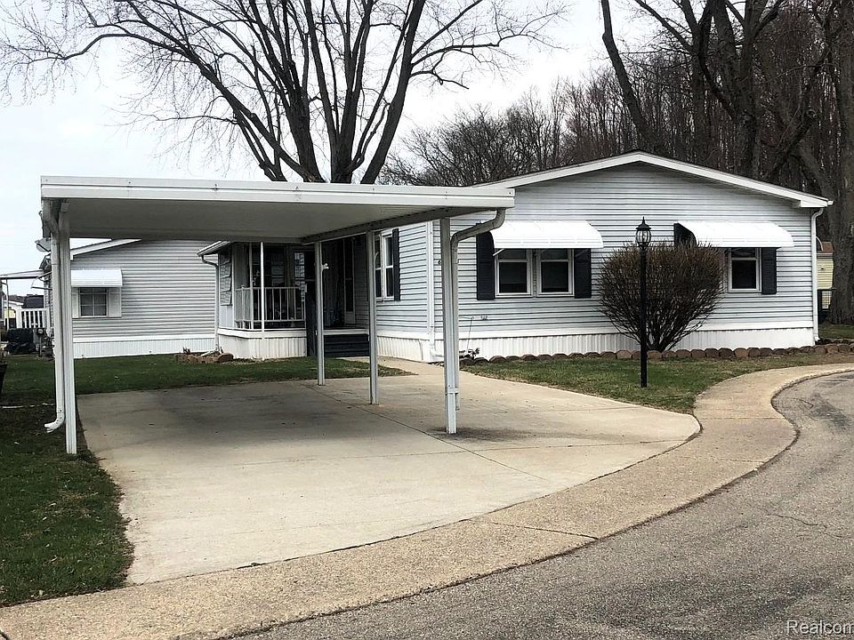 1st image of 608 Holly Ct