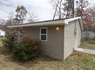 4456 Oak Flats Rd, Harrison, MI 48625