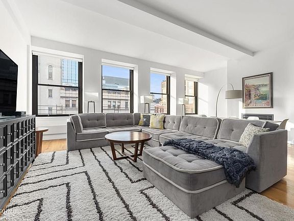 4th image of 124 Hudson St APT 6B