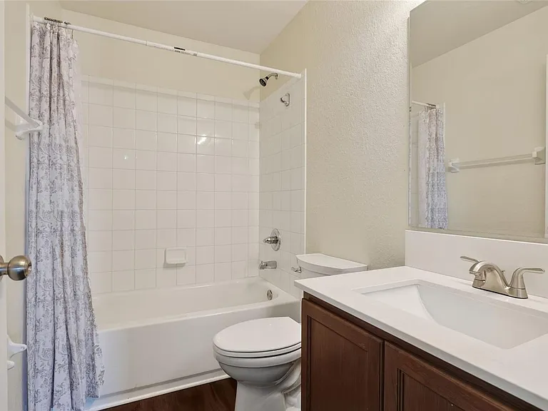 780 Overlook Grove Dr — Photo 21