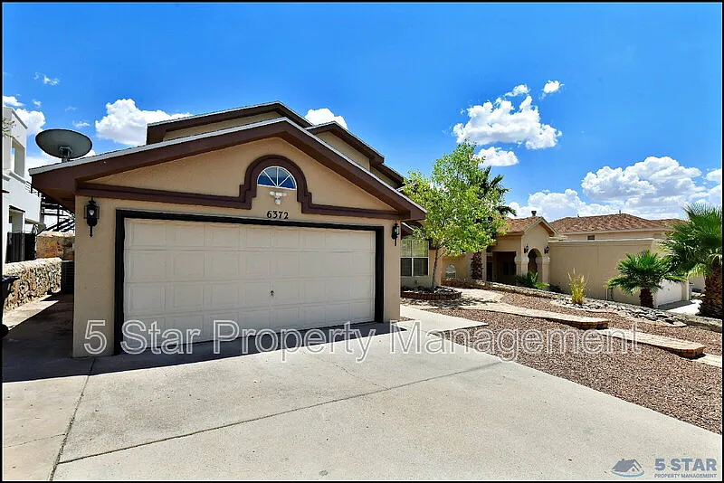 3 bed, 3.0 bath, 1851 sqft, $2,650 — Photo 4
