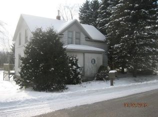 7611 S Cleveland Rd, Cleveland, WI 53015