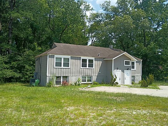 3rd image of 124 Green Acres Dr