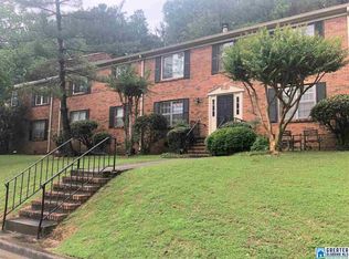 2202 Montreat Cir APT D, Vestavia Hills, AL 35216