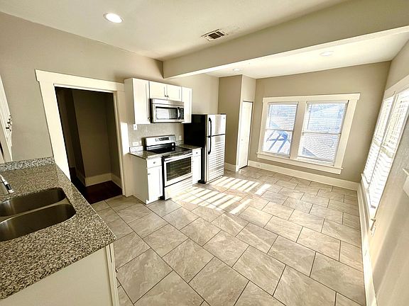 2nd image of 502 E Laurel APT 3