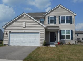 2460 Fallbrook Dr, Hampshire, IL 60140