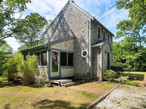 2nd image of 22 McGuerty Road