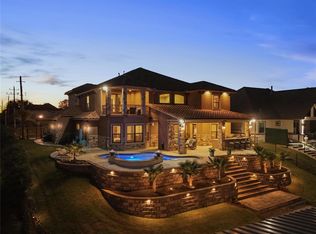336 Twin Timbers Ln, League City, TX 77565