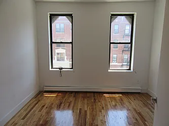 Rented by Lucky Apt Inc
