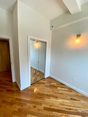 Rented by City Connections Realty | media 15