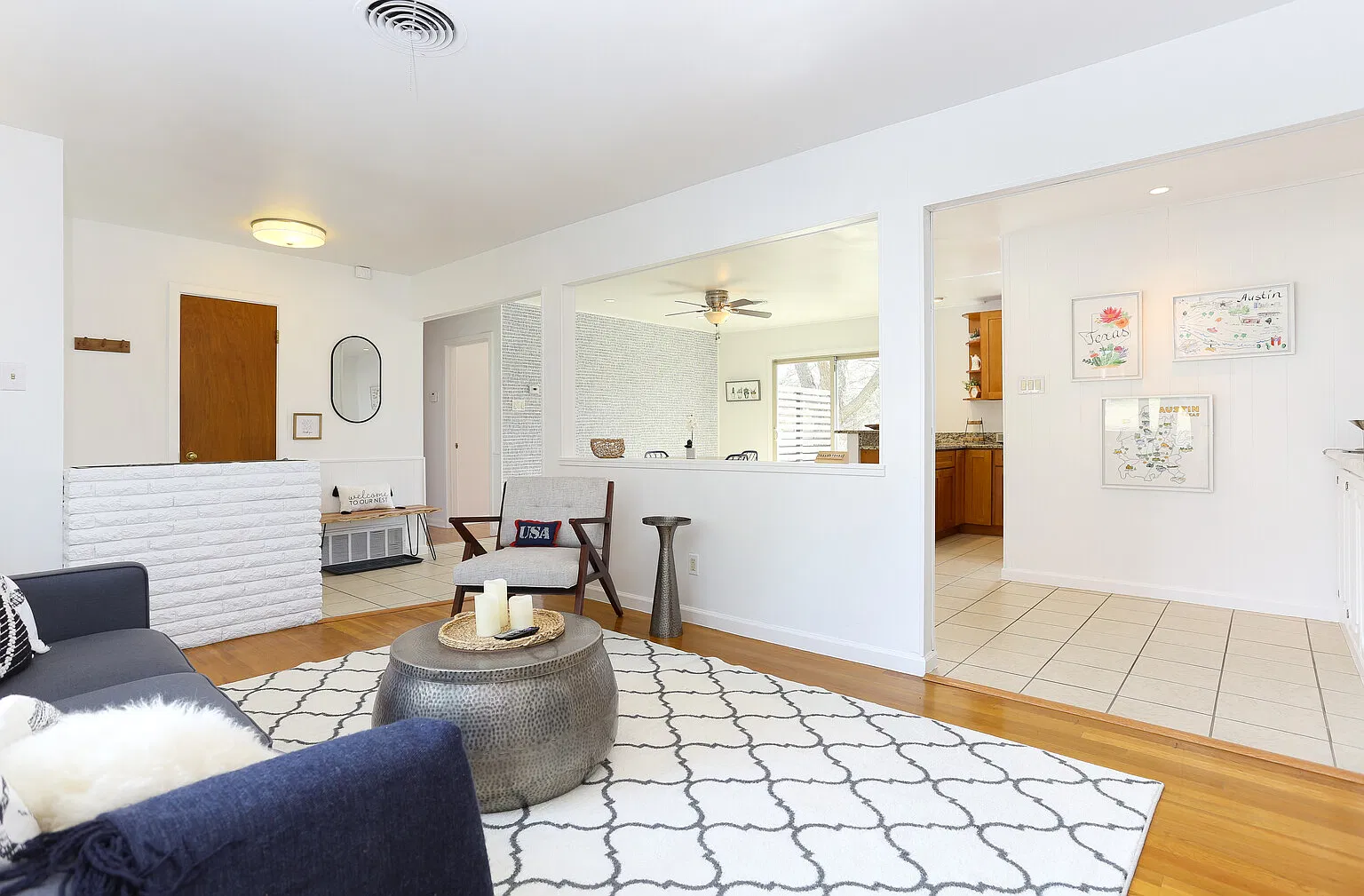 3 bed, 1321 sqft, $2,100 — Photo 3