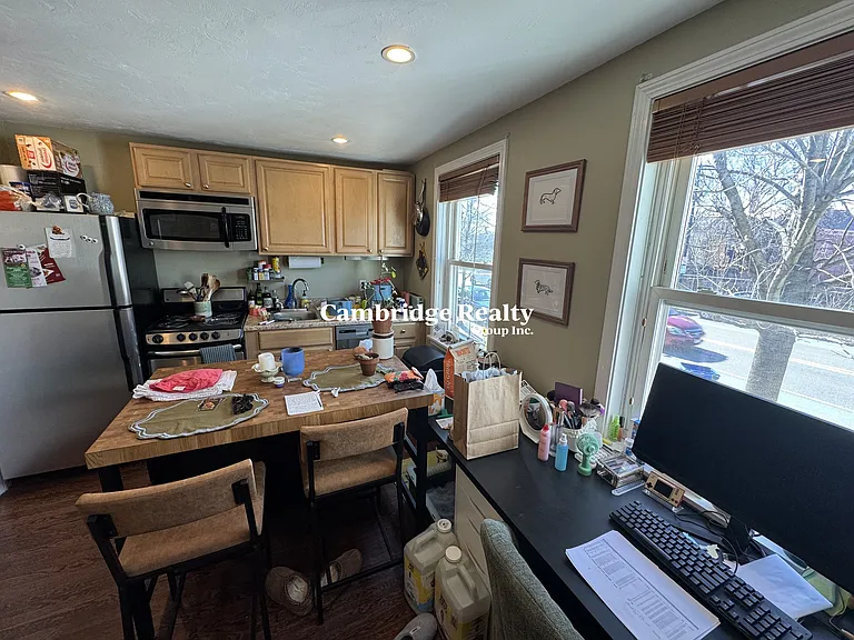 735 Somerville Ave #1T — Photo 3