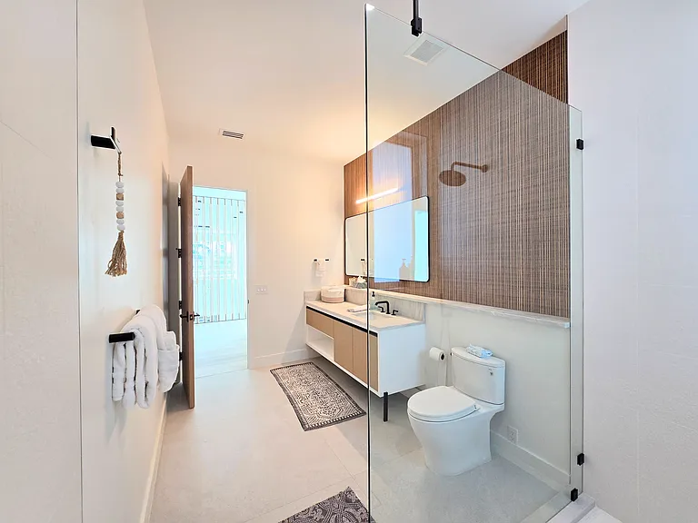 Roberts Bay Ln — Photo 31