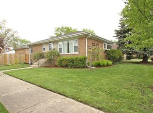 8100 Central Ave, Morton Grove, IL 60053