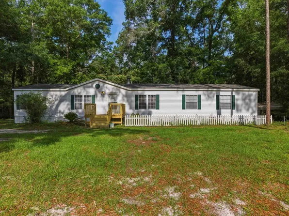 136 Captain James St, Crawfordville, FL 32327