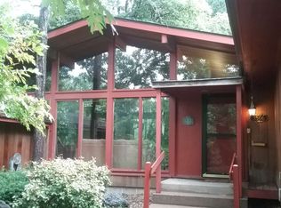 3506 51st St, Moline, IL 61265