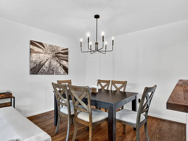 615 Loyola Dr — Photo 12