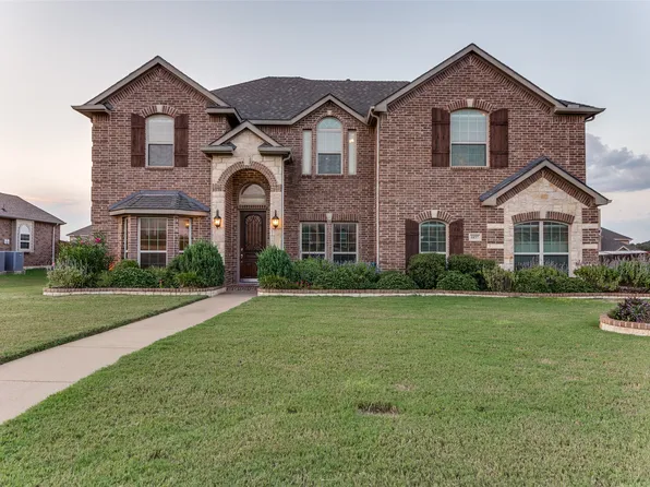 1157 River Rock Dr, Kennedale, TX 76060