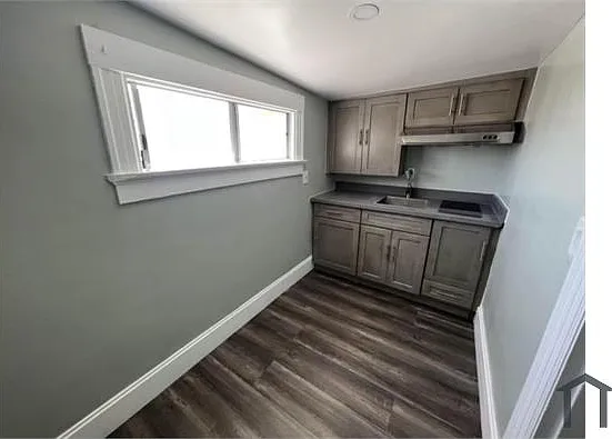1 bed, 500 sqft, $1,500 — Photo 4