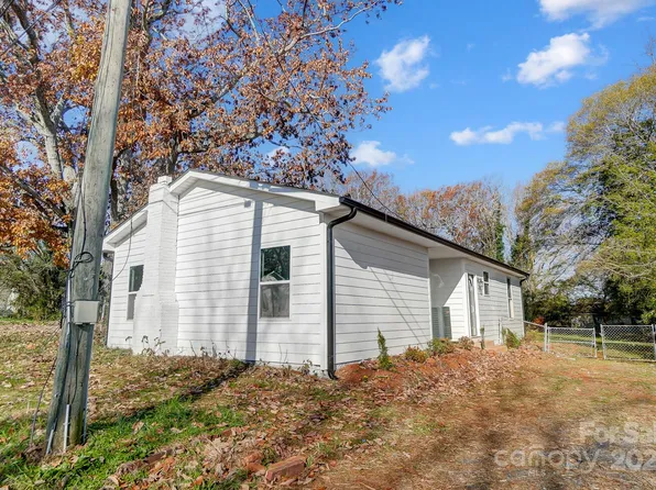 105 Center St, Kings Mountain, NC 28086
