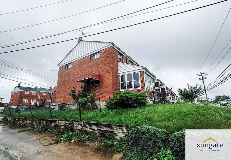 3427 N Point Rd — Photo 37
