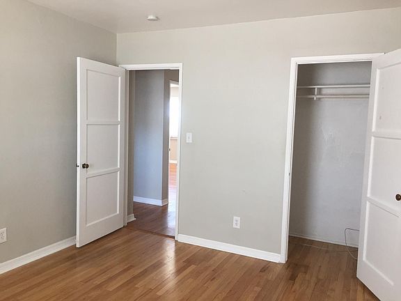 3rd image of 373 Gravilla St