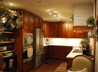 317 Robin Hood Rd, Lexington, NC 27292