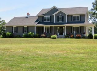 90 Pleasant St, Southampton, MA 01073