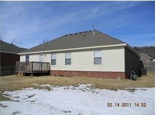 2143 Carefree Ln, Springdale, AR 72764