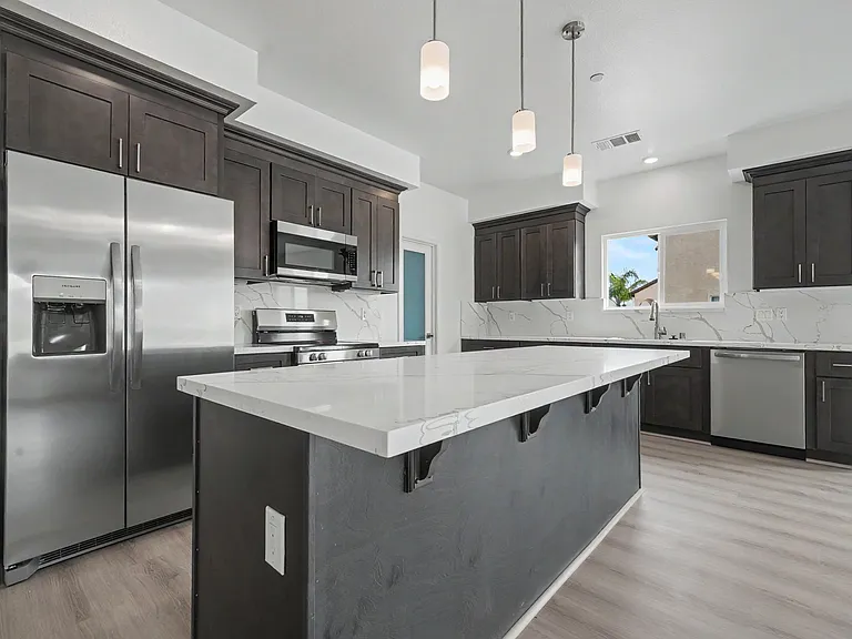 2426 Village Dr — Photo 1