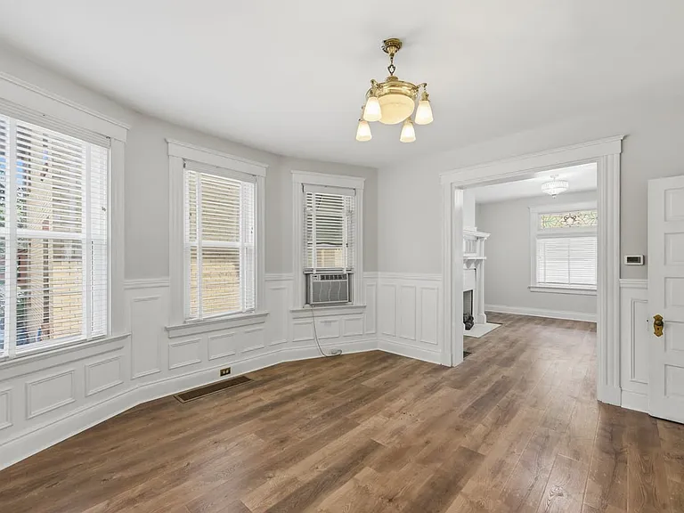 344 Helen St #1 — Photo 13