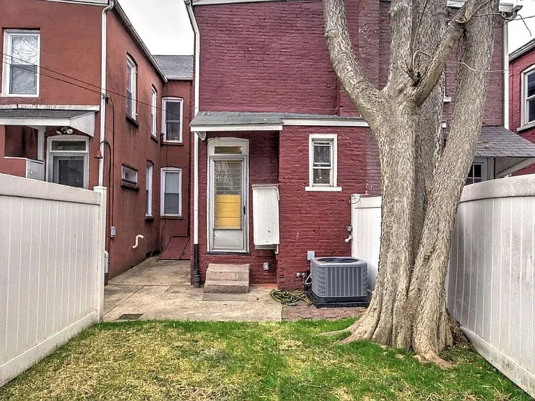 34 W New St — Photo 23