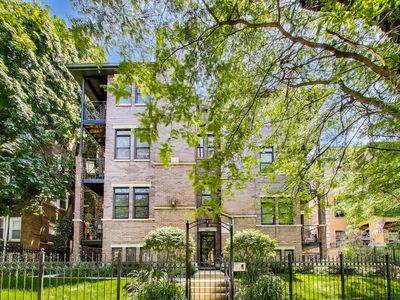 6963 N Sheridan Rd APT 3N, Chicago, IL, 60626