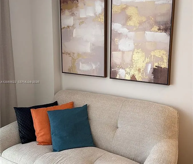 90 NE 32nd St #1020 — Photo 7