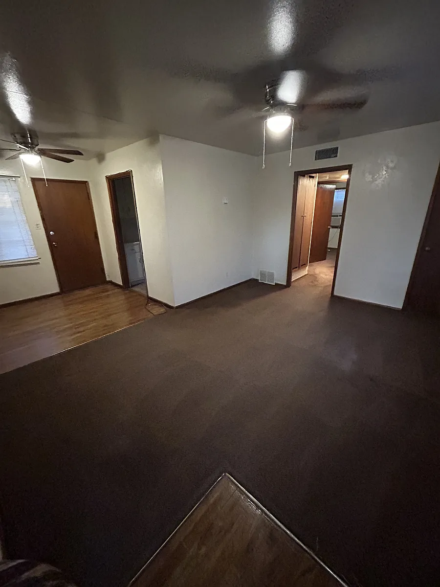 Building Photo - 2809 Duncan Dr #B-1