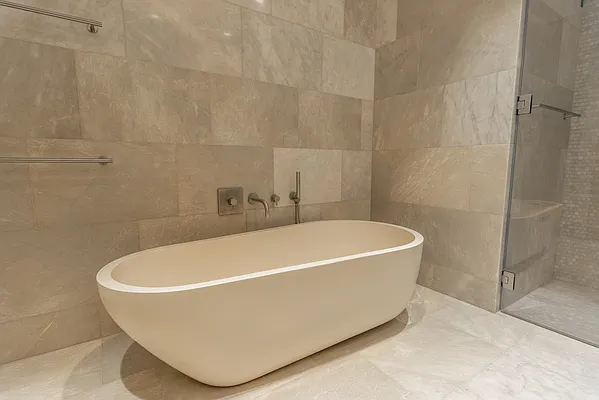 Rented by BARNES New York | media 44