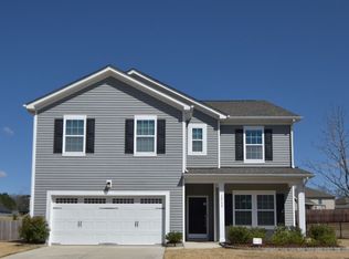 1012 Harvest Point Dr, Fuquay Varina, NC 27526