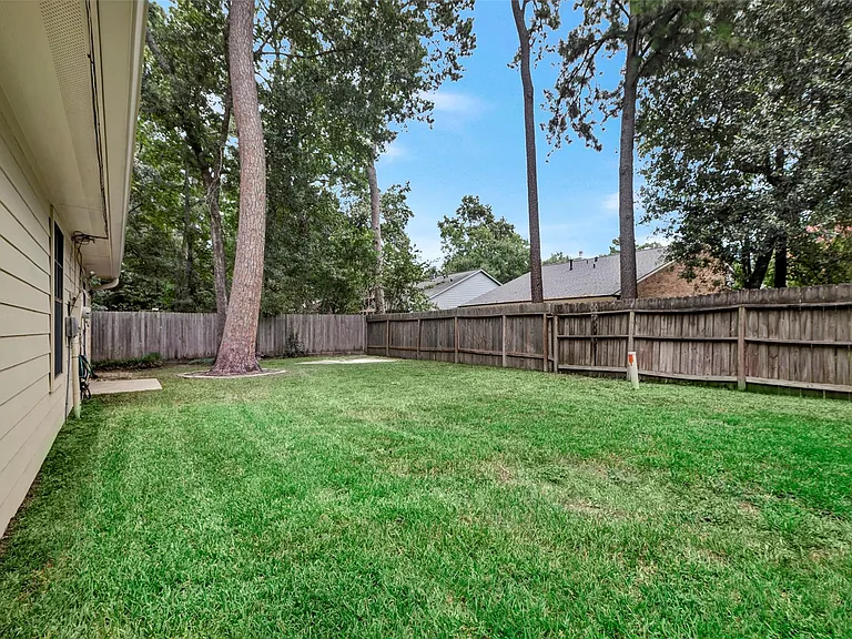 6 Green Slope Pl — Photo 29