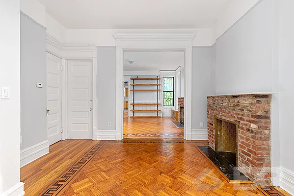 Rented by EXR | media 17