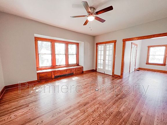4th image of 2112 State Ave