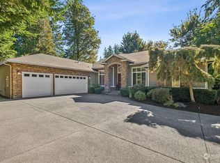 22836 Peter Grubb Rd SE, Renton, WA 98058