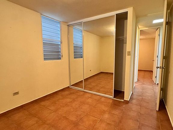5th image of E5 Calle Consulado Urb Valle Real